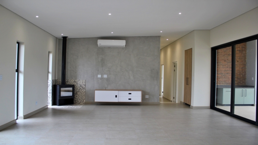 3 Bedroom Property for Sale in Helderzicht Eco Estate North West